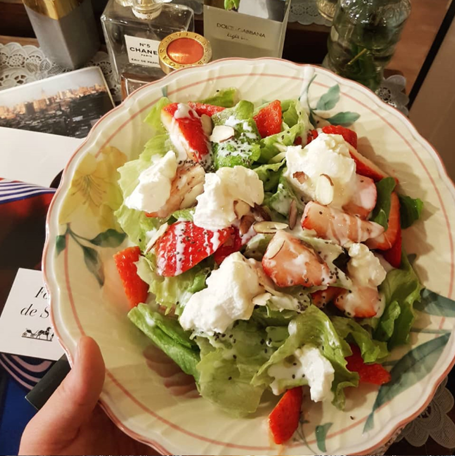 strawberry salad